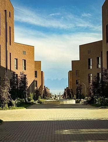 отель бишкек: 🏡 Сдам уютную квартиру в ЦО «Алма» на Иссык-Куле Ищете идеальное — 3