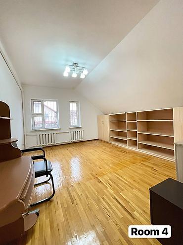Долгосрочная аренда домов: 200 м², 5 комнат — 10