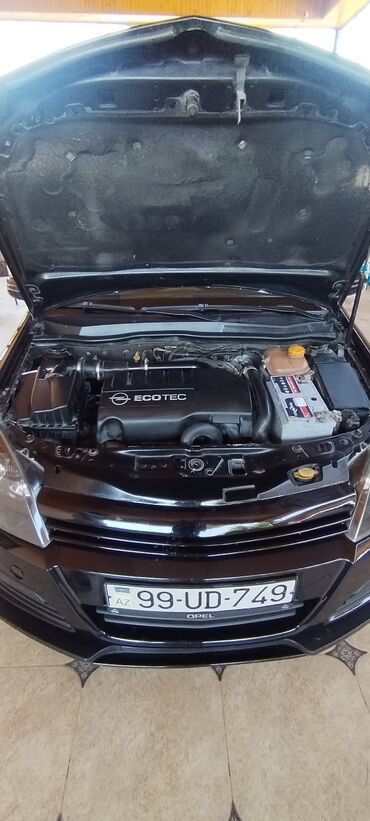 Opel: Opel Astra: 1.3 l | 2005 il 252000 km Universal — 8