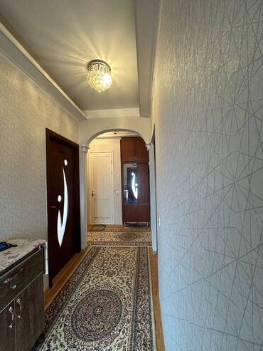 Köhnə tikili: Bakı, Yeni Günəşli Massiv B, 3 otaqlı, Köhnə tikili, 60 kv. m — 6