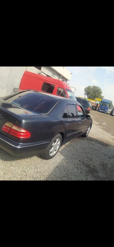 шипованные шины б у: Mercedes-Benz E-Class: 1997 г., 2.4 л, Автомат, Бензин, Седан