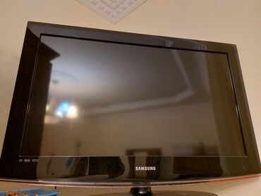 smart tv 82: Televizor .Problemi yoxdur.Smart deyil.82 ekran 32 düyüm