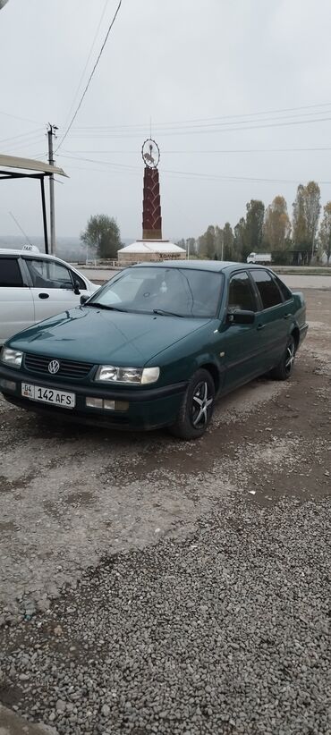 пассат ь3: Volkswagen Passat: 1993 г., 1.8 л, Механика, Бензин, Седан