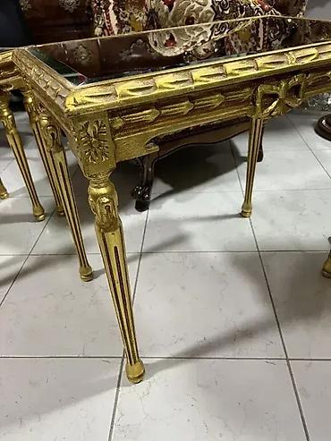 lenjivac: Set tri stočića 🪑 Odlično stanje 🌟 Pozlata ✨ Lično preuzimanje ili — 8