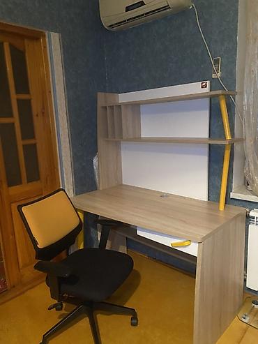 kunc ref: Salam yazı stolu və kitab rəfi satılır 3 aydır alinib isdifadə — 1