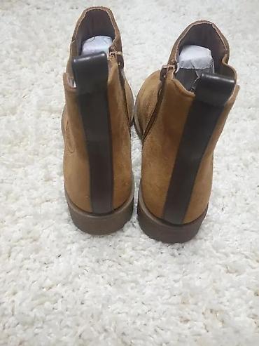 ugg bor: ZENSKE KRATKE CIZMICE 5 | Karakteristike ženske obuće Boja Braon — 4