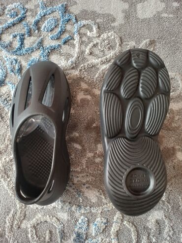 обувь в садик: Товар:Удобные резиновые тапочки Размер:4️⃣0️⃣-4️⃣1️⃣✅️ В наличии✅️