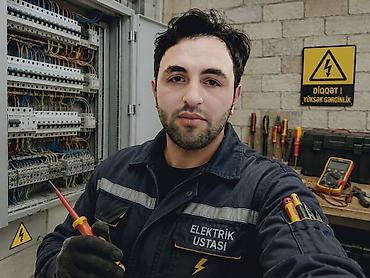 ремонт сигнализации: 7/24 Xidmətinizdəyəm. Zaur Usta Elektrik Peşəkar elektrik ustası — 2