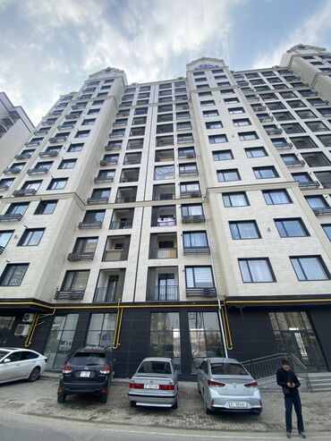 продаю квартиру достук: 1 комната, 45 м², Элитка, 3 этаж, ПСО (под самоотделку)