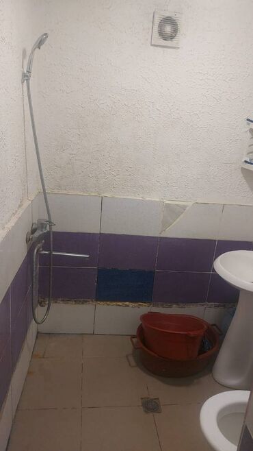 Köhnə tikili: Satılır: Tam mebelli 2 otaqlı mənzil interyeri - Yataq otağı: Böyük — 6