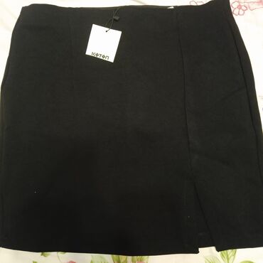 Ətəklər: Koton markası Yenidir, etiketi üzərində Ölçüsü : M Ölçüsü səhv — 4