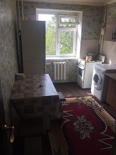 Долгосрочная аренда квартир: 4 комнаты, С мебелью частично — 5