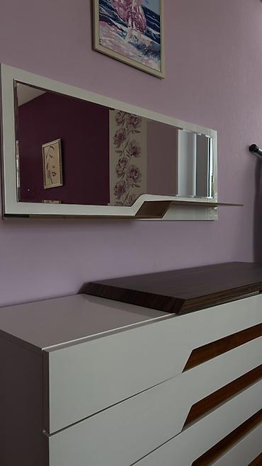 lepe: Mebel dəsti – 600 alınıb.komod 2-ci əldi, iş/üz masası və divardan — 5