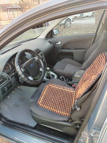 Ford: Ford Mondeo: 2002 г., 1.8 л, Механика, Бензин, Универсал — 9