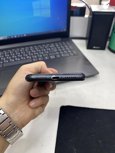 Apple iPhone: IPhone 11, 128 GB, Qara — 7
