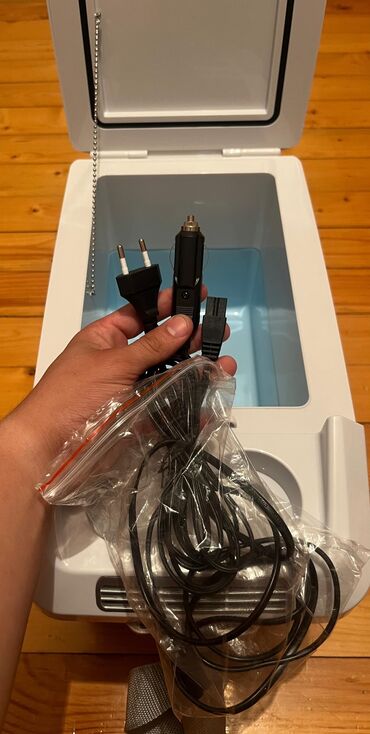 Avtomobil üçün soyuducular: Avto üçün soyuducu, Cooler & Warmer, Prikurivateldən, Plastik -da lalafo.az — 8 Avtomobil üçün soyuducular: Avto üçün soyuducu, Cooler & Warmer, Prikurivateldən, Plastik — 8