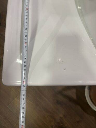 Dolablar: Açılan, 2 qapılı Düz dolab — 3