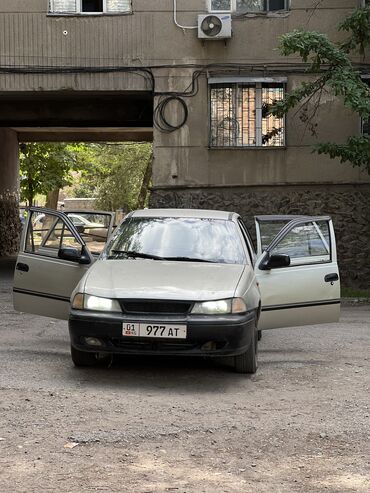 фары спринтер: Daewoo Nexia: 2007 г., 1.5 л, Механика, Бензин, Седан