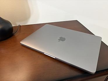 macbook 2010: Apple MacBook Pro 13" (2020, Two Thunderbolt 3 ports), цвет Space — 2