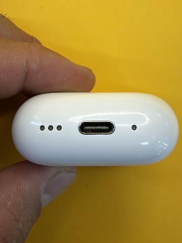 Кулакчындар: AirPods 4 ANC

Цена: 9 000 сом

Бишкек ЦУМ 0-этаж G-24 Максат

Тел — 3