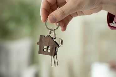 купить квартиру в рассрочку от хозяина: 1 бөлмө, 10000 кв. м, 104-серия, 5 кабат, Косметикалык ремонт