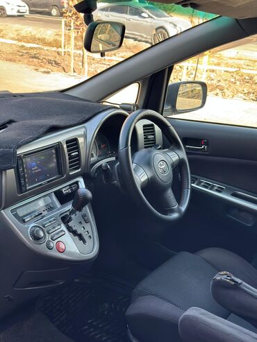 Toyota: Toyota WISH: 2003 г., 2 л, Автомат, Бензин, Универсал — 8