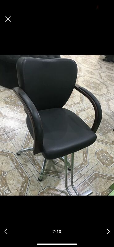 gozellik salonu dizayni: Кресло для стрижки