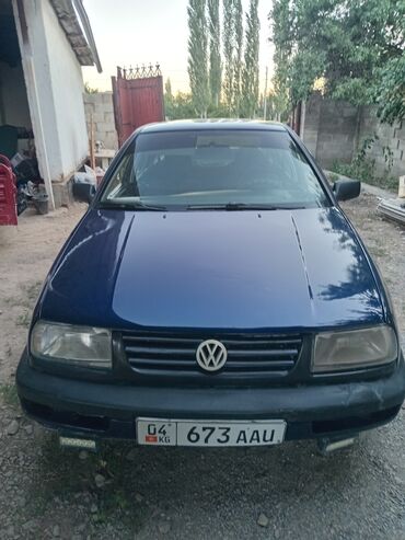 Volkswagen: Volkswagen Vento: 1997 г., Седан