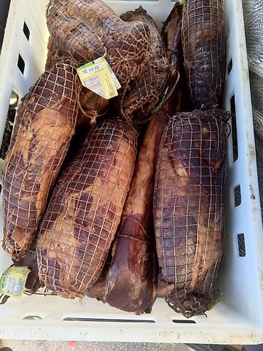Meso, riba, živinsko meso: Domaće dimljene suhomesnate delicije – svinjsko meso - Asortiman — 11