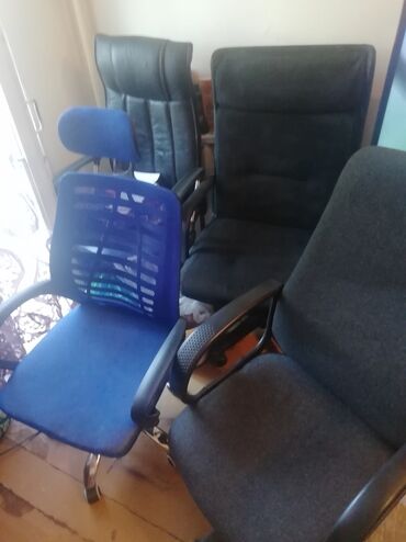 купить офисное кресло бу: Офисное кресло, Б/у, С колесиками, Самовывоз