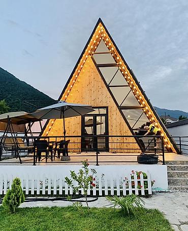 bakida a frame evler: Qəbələdə A-Frame dizaynlı günlük kirayə ev - Yer: Qəbələ, Azərbaycan — 1