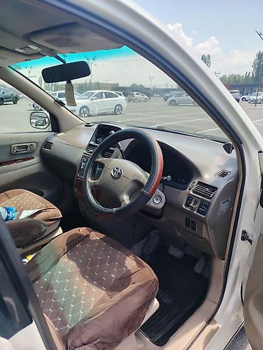 210 2 2: Toyota Gaia: 2002 г., 2 л, Автомат, Бензин, Минивэн — 2