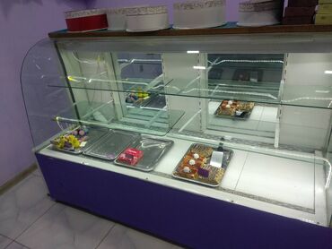 hqd 300: Şirniyyat soyuducu vitrin 600 AZN hal hazırda işləyir. Kvadrat vitrin