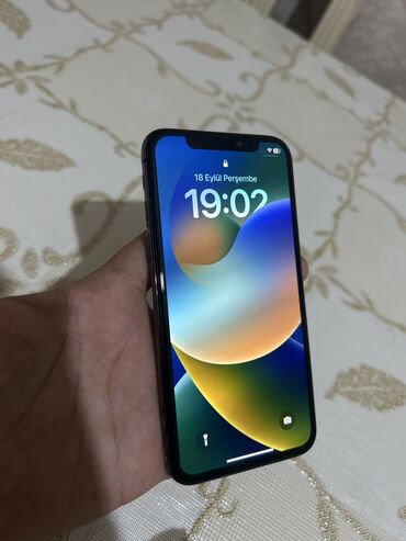 Samsung: IPhone X, 64 GB, Qara