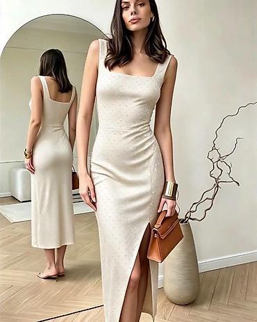 mona torbice: Elegantna midi haljina sa šljokicama Nova kolekcija ✨️ Haljina: 2.600 — 2