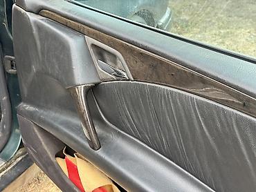 Продажа авто: Mercedes-Benz E-Class: 1997 г., 2.3 л, Автомат, Бензин, Седан — 6