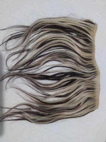 Perike i klipse: Prodajem prirodnu kosu,šatiranu,braon - plavu,na klipse,dužina 27 — 7