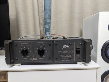 studio monitor: Peavey M2600 ab class studio amplifier Temmiz Amerika mehsuludur ve