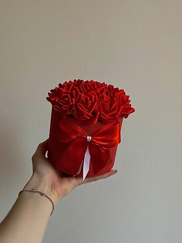 Ruža: Buket crvenih ruža – elegantan aranžman - Luksuzan, bogat buket — 7