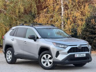Toyota: Toyota RAV4: 2019 г., Автомат, Бензин — 7