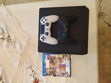 ağa playstation: Sony PlayStation 4 Slim oyun konsolu seti Komplekt: - PS4 Slim konsol — 8