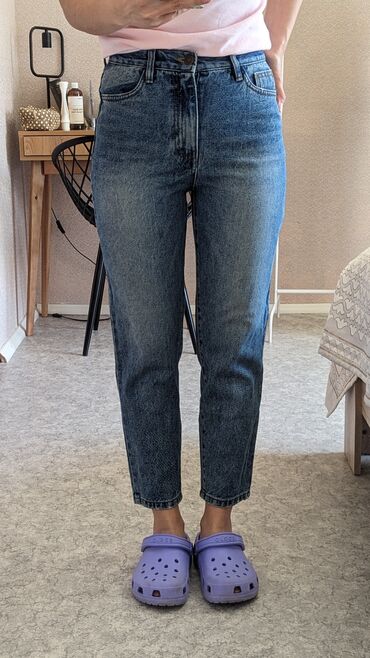 джинсы одевали: Мом, Корея, Высокая талия
