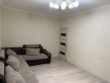 Продажа квартир: 1 комната, 35 м², Косметический ремонт — 3