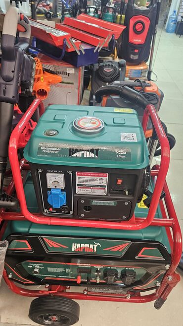 Gərginlik stabilizatorları: Karpat generator 1 kilovattlıq Çatdırılma xidmətimiz ölkədaxili