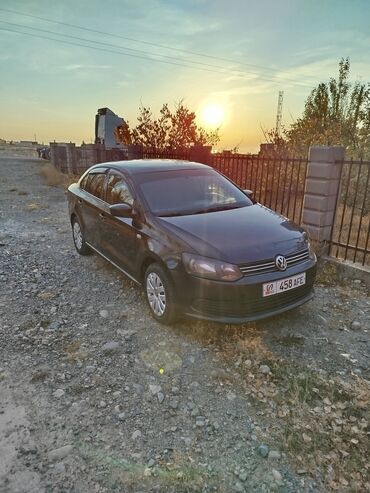 wolksvagen polo: Volkswagen Polo: 2012 г., 1.6 л, Механика, Бензин, Седан