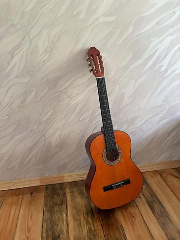 electro gitar: Klassik gitara, Arturia, İşlənmiş, Rayonlara çatdırılma — 5