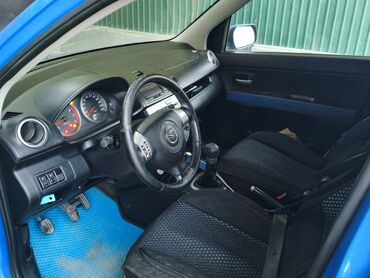 Mazda: Mazda 2: 2003 г., 1.6 л, Механика, Бензин, Хэтчбэк — 2