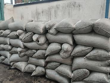 уголь 120: Уголь орешки в мешках по 180сом званите — 3