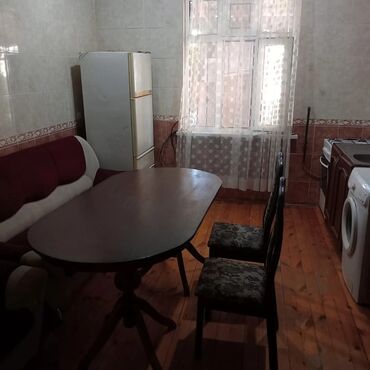 3 cu mikrorayon kiraye evler: 100 kv. m, 3 otaqlı