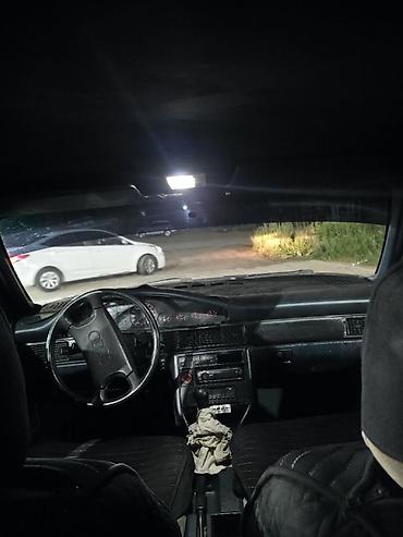 Audi: Audi 100: 1988 г., 2.3 л, Кол менен иштөөчү, Бензин, Седан — 8